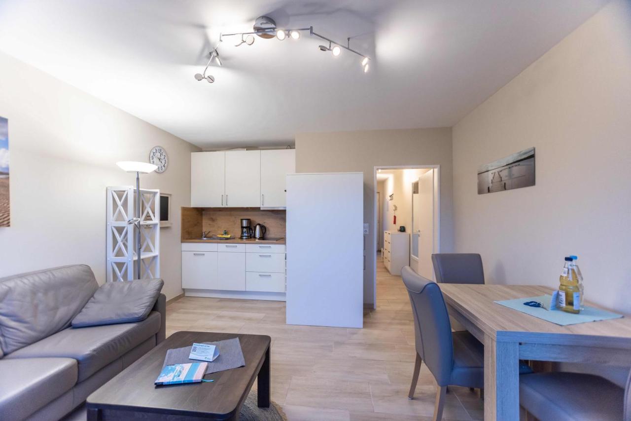 Ferienwohnung Beeke Wyk auf Fohr Bagian luar foto